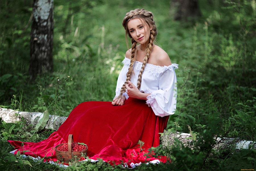 Sexy photo Slavic women in Mandalay